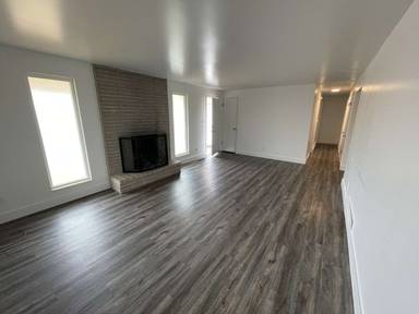 Main picture of 813 W 4100 S