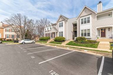 Main picture of 7703 Lexton Pl