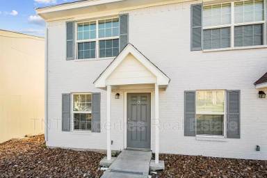 Main picture of 2916 Prairie Flower Cir