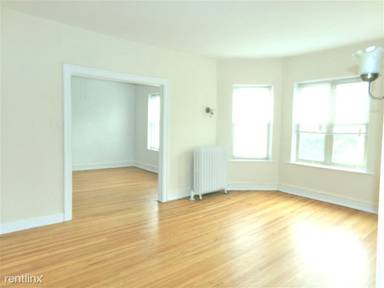 Main picture of 1320 W Estes Ave