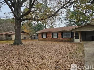 Main picture of 904 Whippoorwill St