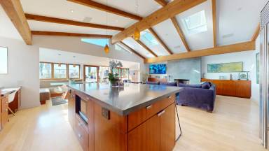 Main picture of 3205 Bayview Dr