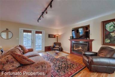 Main picture of 103 Highwood Ter