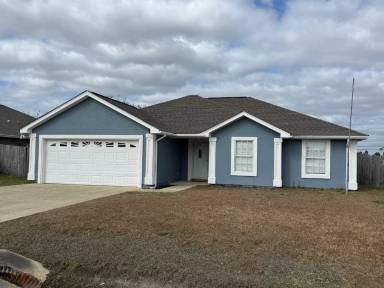 Main picture of 5439 Nicole Blvd