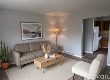 Main picture of 503 Zahn Dr