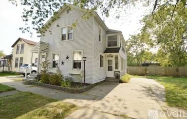 Main picture of 516 Fulton Ave