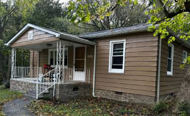 Main picture of 528 Cold Springs Rd