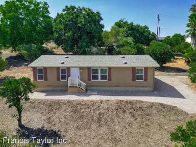 Main picture of Brand New Home on Royal Crest Dr
