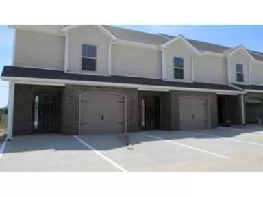 Main picture of 648 Stowe Ct
