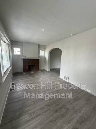 Main picture of 12609 Dove Ave
