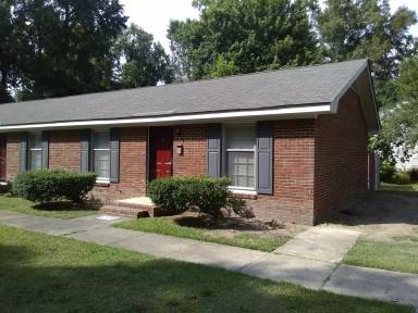 Main picture of 221 Homer St