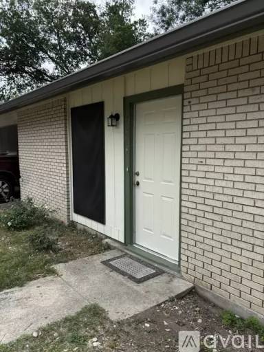 Main picture of 7001 Cooper Ln