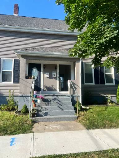 Main picture of 115 Grant St