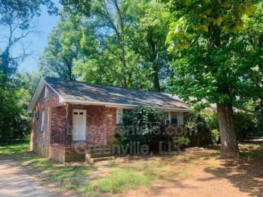 Main picture of 3840 S Pine St