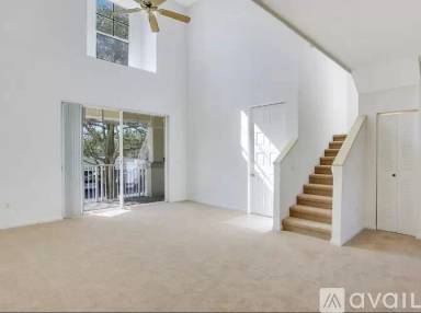 Main picture of 1054 University Blvd