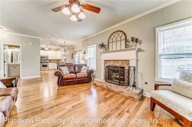 Main picture of 288 Pocono Ct NW