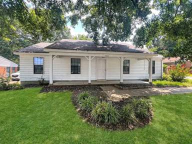 Main picture of 8840 Cypress Cv