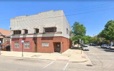 Main picture of 2323 S Leavitt St