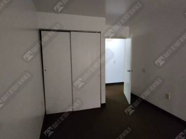 Main picture of 1800 Brainard St