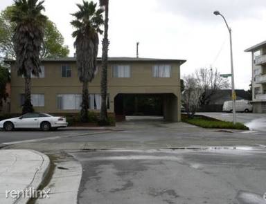 Main picture of 504 E Hillsdale Ct