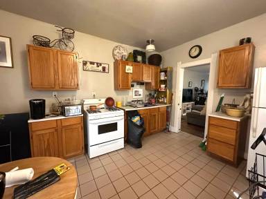Main picture of 2563 N Bartlett Ave