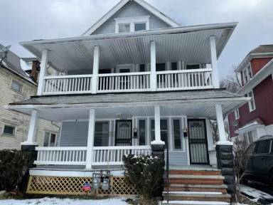 Main picture of 13419-21 Shaw Avenue