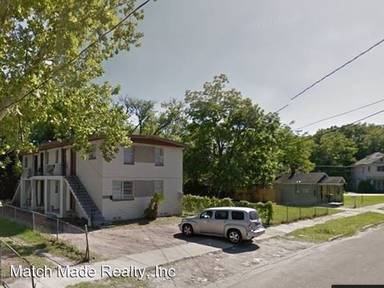 Main picture of 1352 W 30th St