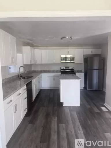 Main picture of 700 Cardover Ave