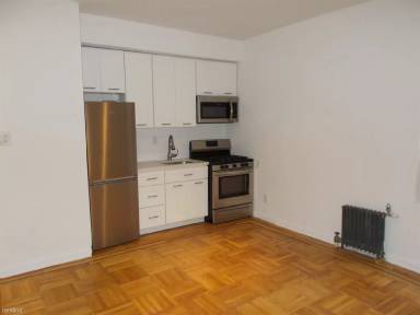 Main picture of 537 Clinton Ave