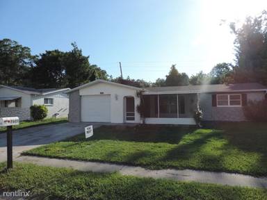 Main picture of 7621 Heather St