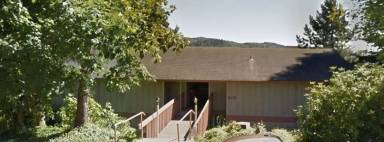 Main picture of 315 E Broadway Ave