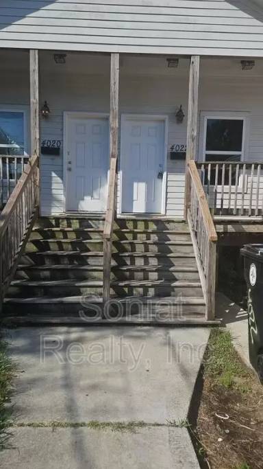Main picture of 4022 Baudin St