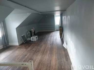 Main picture of 143 S Spring Ave