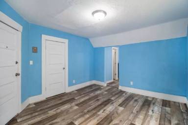 Main picture of 709 Steward Ave