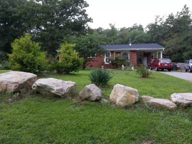 Main picture of 1608 Riverview Rd