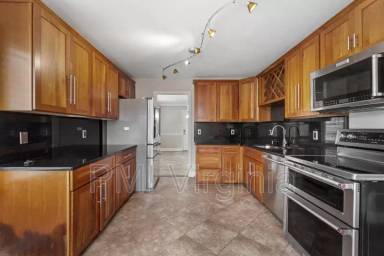 Main picture of 5116 Long Meadow Pl