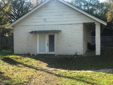 Main picture of 11009 Tall Timbers Dr