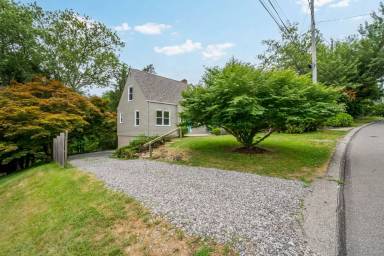 Main picture of 274 Idlewood Rd