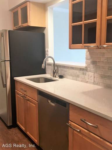 Main picture of Shoreham Condominium