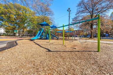 Main picture of 447 Wabash Ave NE