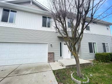 Main picture of 7833 N Hilliard Ct