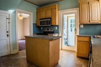 Main picture of 617 Gales Ave