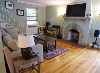 Main picture of 243 Pennsylvania Blvd