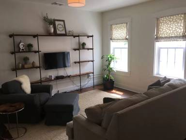 Main picture of 222 W Chestnut St