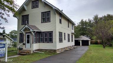 Main picture of 119 Wyoming St E