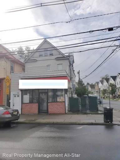 Main picture of 208 Hamilton St