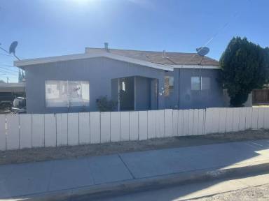 Main picture of 300 Hull Ave