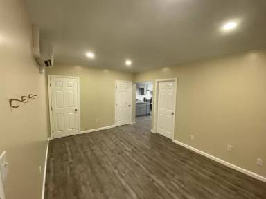 Main picture of 328 Penn Ave
