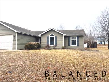 Main picture of 2400 Stowe Dr