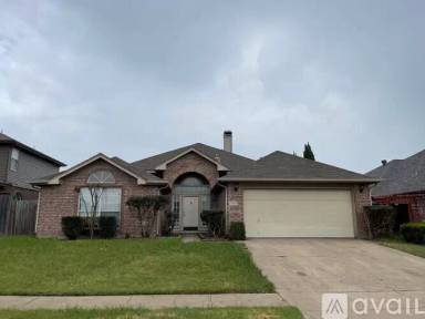 Main picture of 2748 Garden Grove Rd